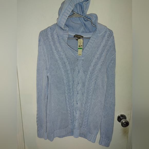 Tommy Bahama Sea Glass Cable Knit Sweater Sz.L powder blue NWT - Picture 2 of 9